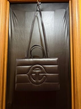 Telfar (bag #2️⃣) Medium Puff Shopper Black with Embossed Telfar Logo🛍️